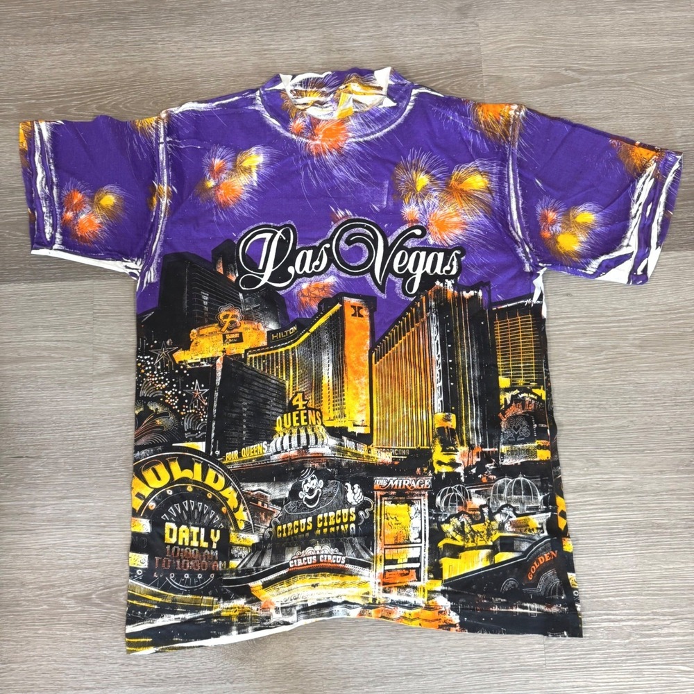 Accord Las Vegas T-Shirt Mens L Purple All Over Print Vintage 90s Casino Skyline